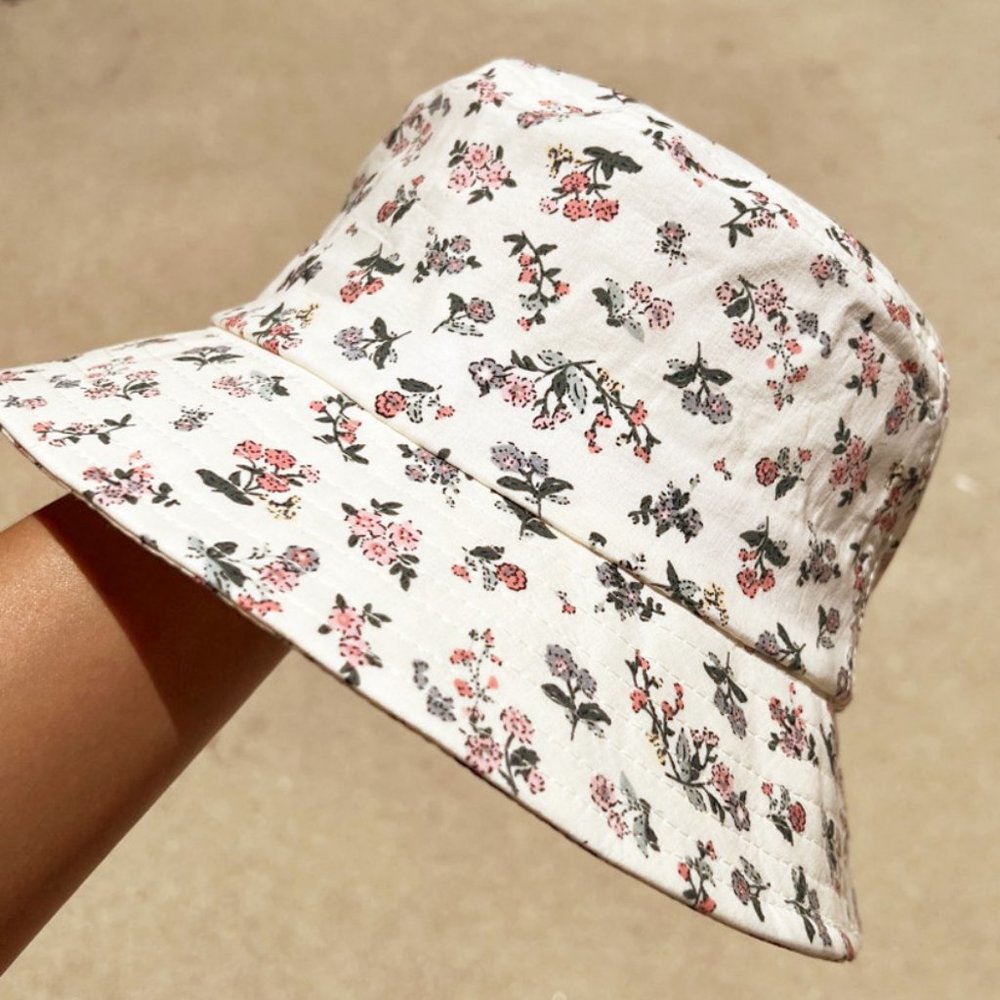 NEW Ivory Ditsy Floral Print Breathable Airy 100% Cotton Packable Bucket Hats - Picture 7 of 8